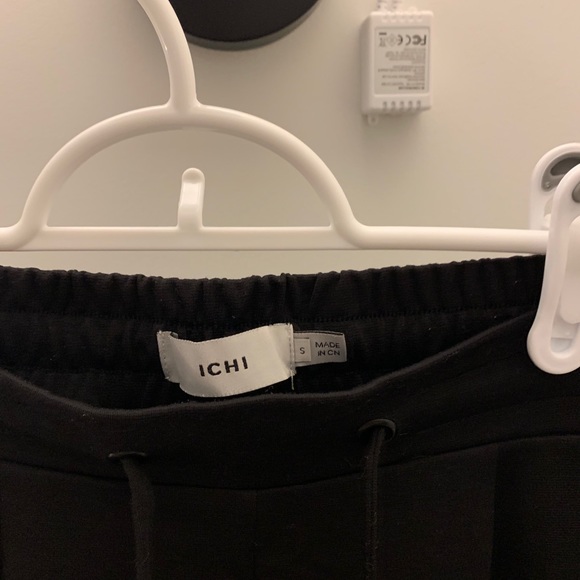 BLACK DRESS JOGGERS - Picture 2 of 2